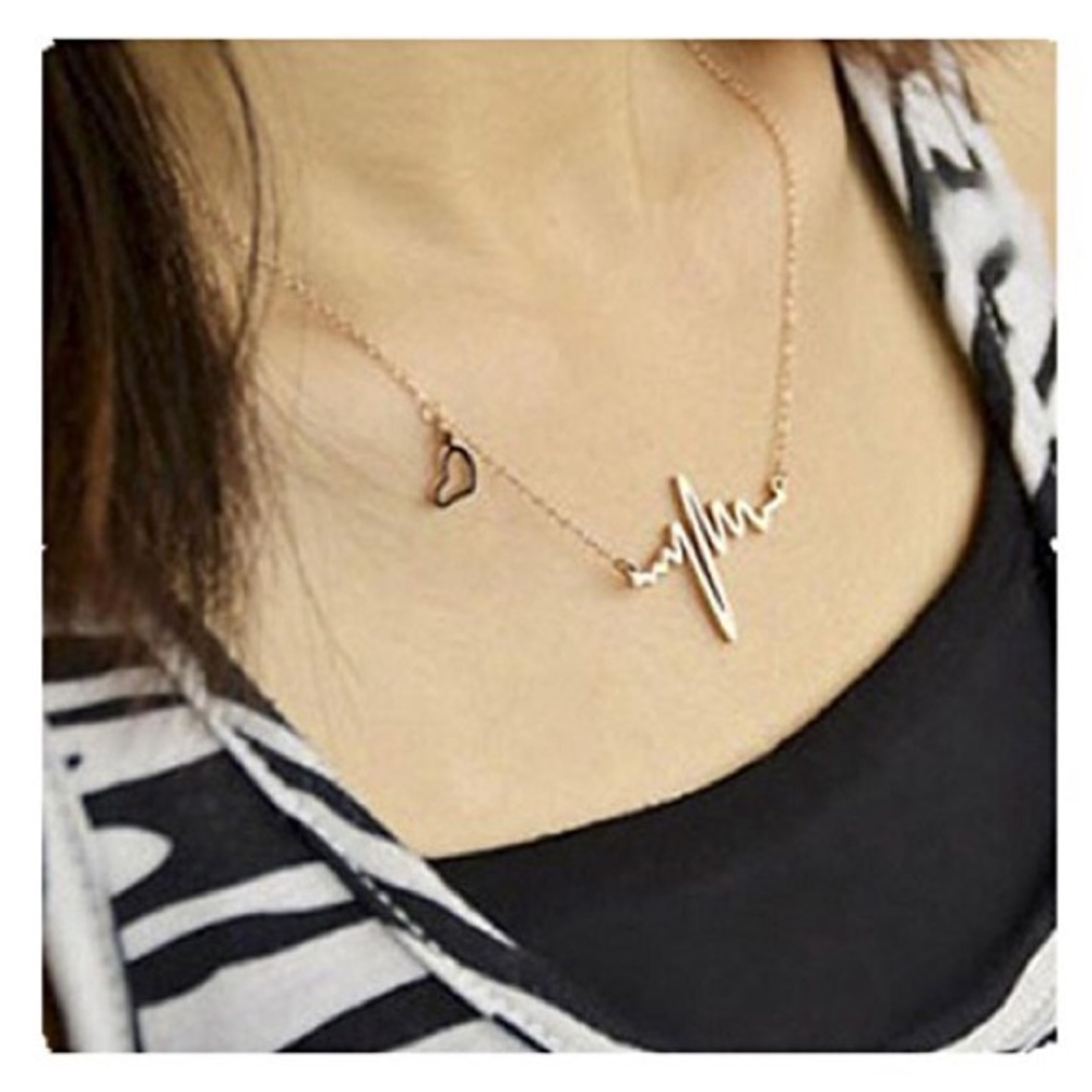 EKG necklace - Picture 3 of 3